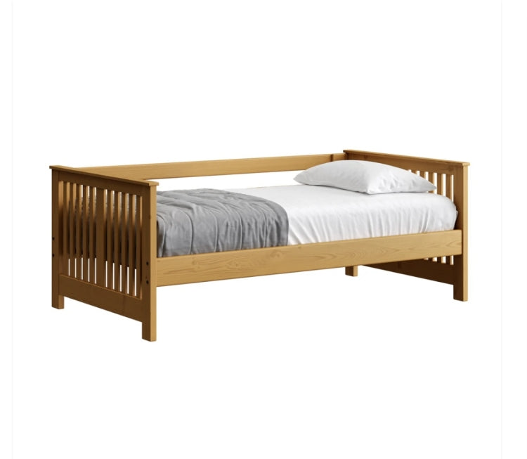 Crate Shaker Daybed